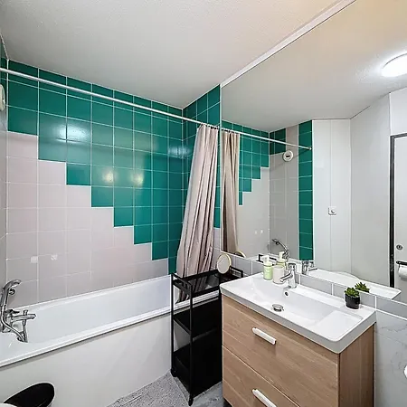 Ecobeige - Parking - 2 Min Futuroscope Apartment *